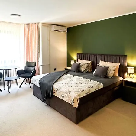 Studio Apartman Medonis Novi Sad Exterior photo